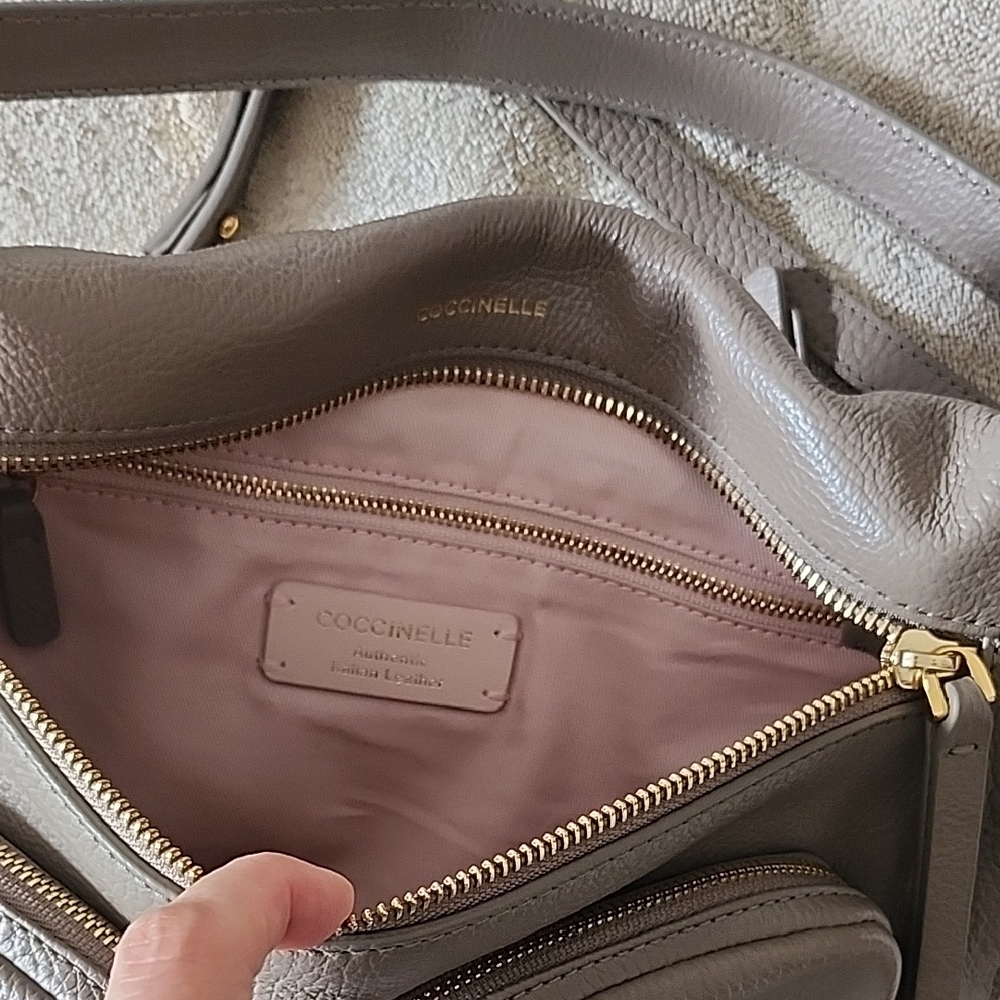 COCCINELLE Hyle MEDIUM Handbag Grained Leather - Picture 10 of 17